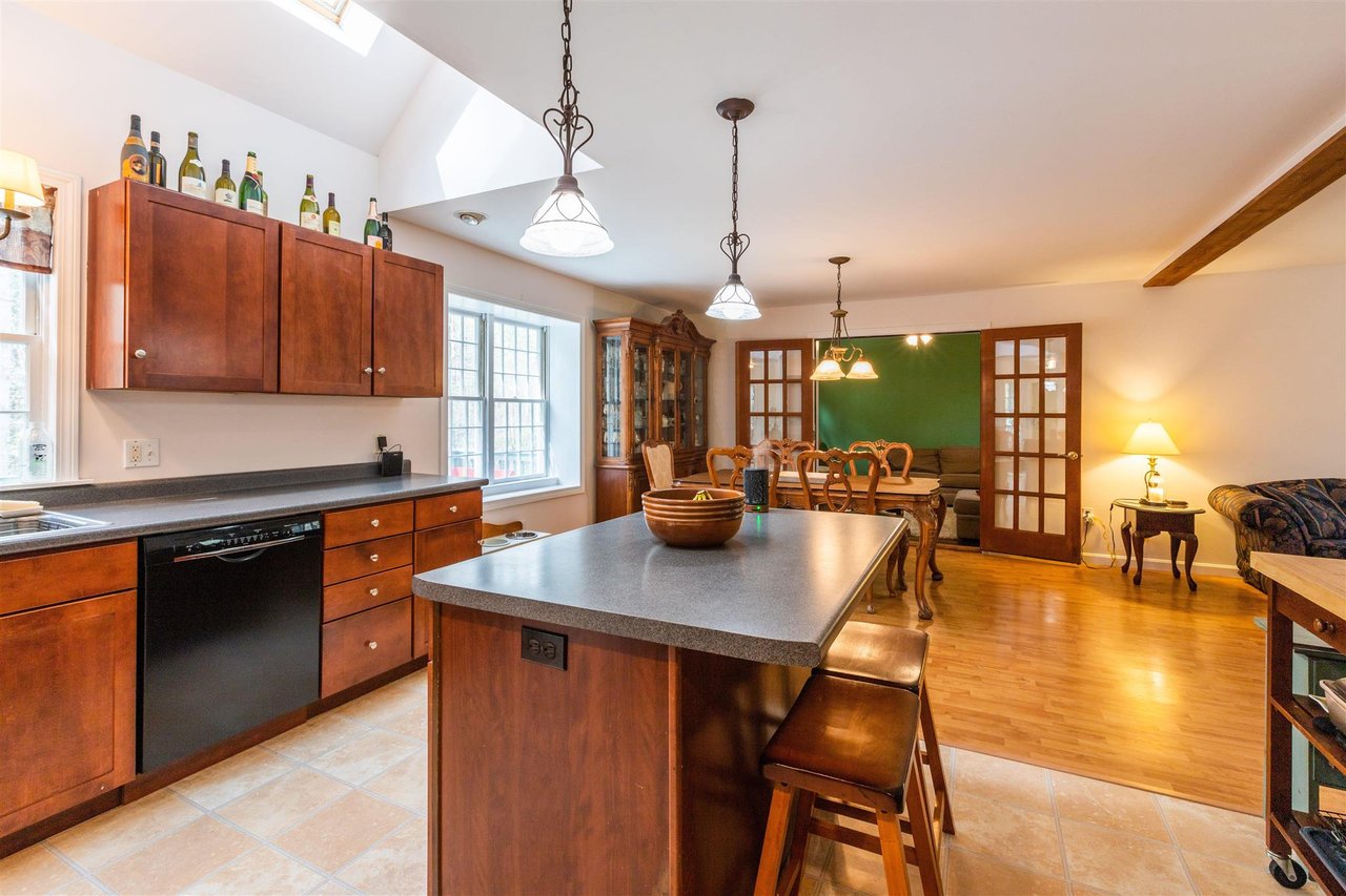 23 Mountainside Dr
