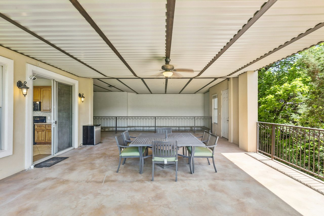 Pre-MLS Open House This Saturday 2-5PM!