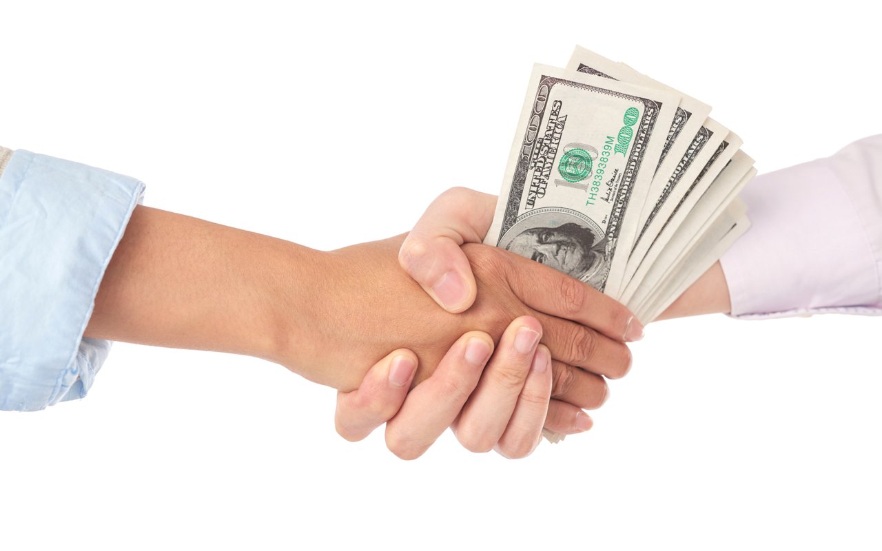 The Ins and Outs of Giving or Receiving Down Payment Gifts