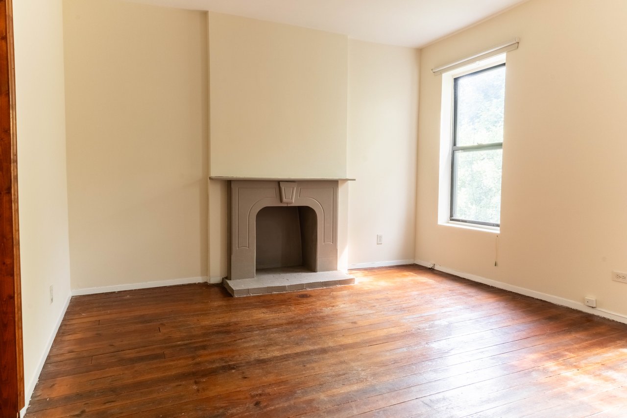 31 Underhill Ave