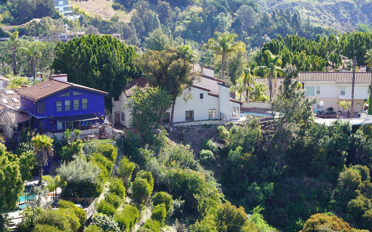 Hollywood Hills West