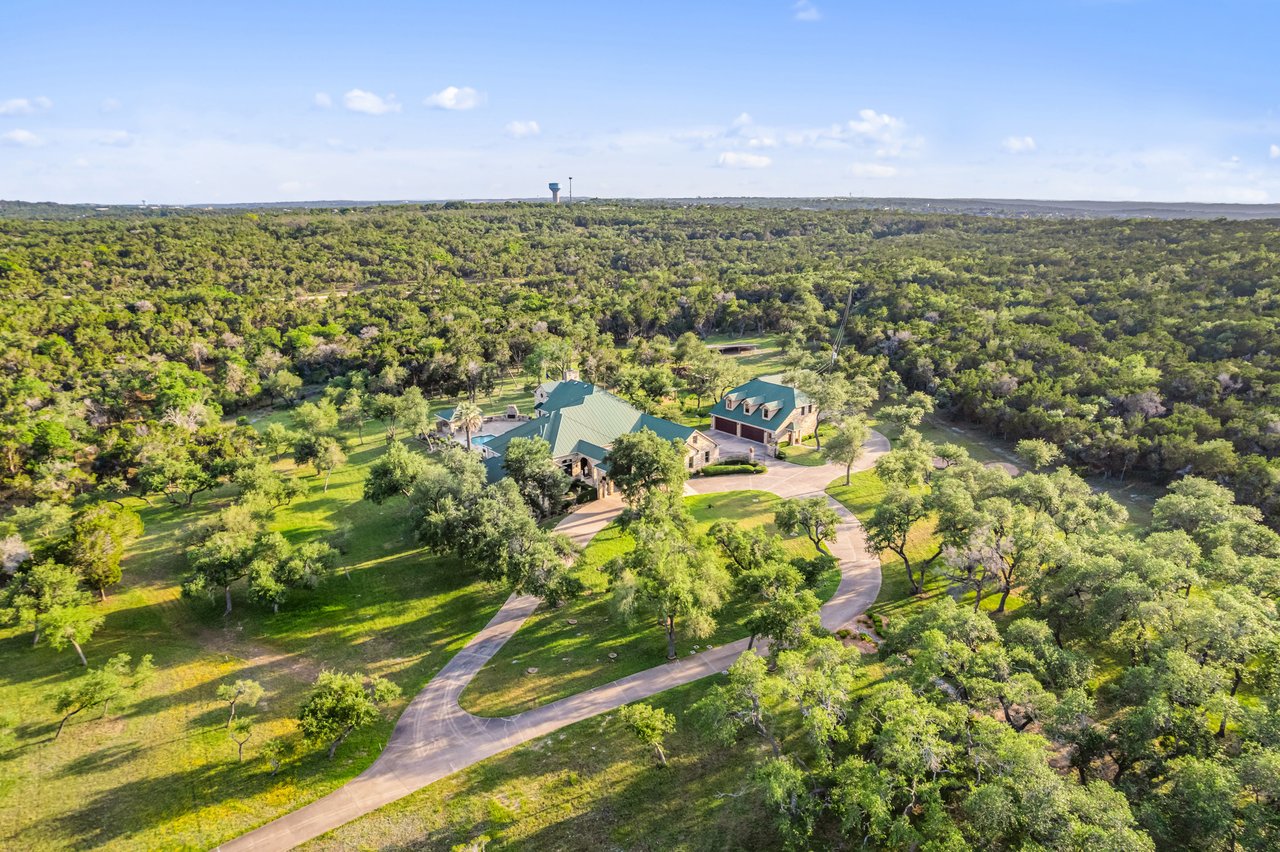 32 Acre Estate
