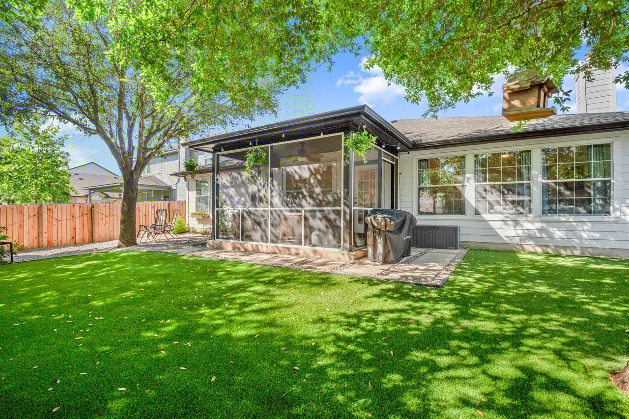 3400 Lynnbrook Dr.