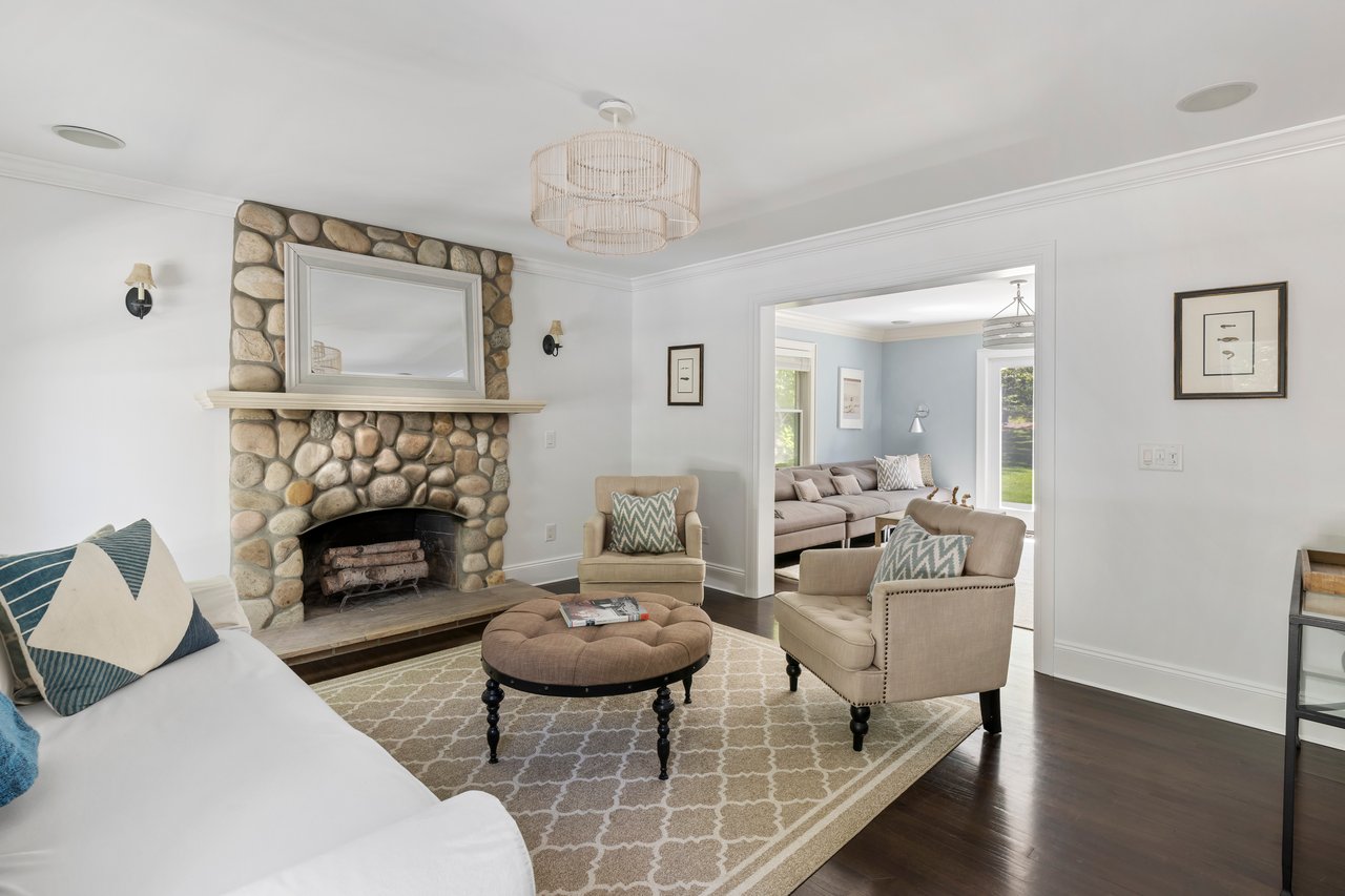 344 Accabonac Road, East Hampton