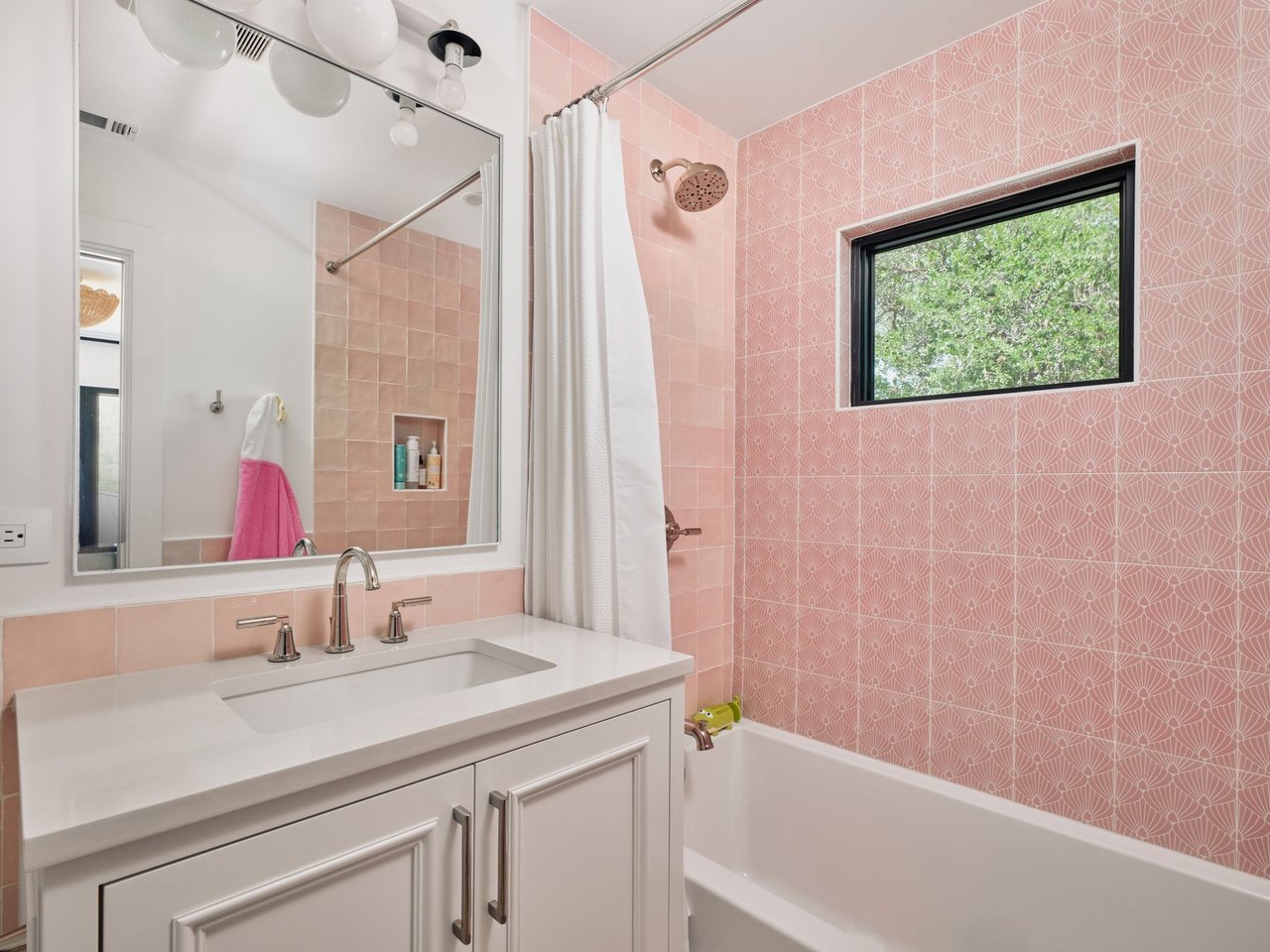 The Tarrytown Enclave | A Rare Compound in the Heart of Central Austin