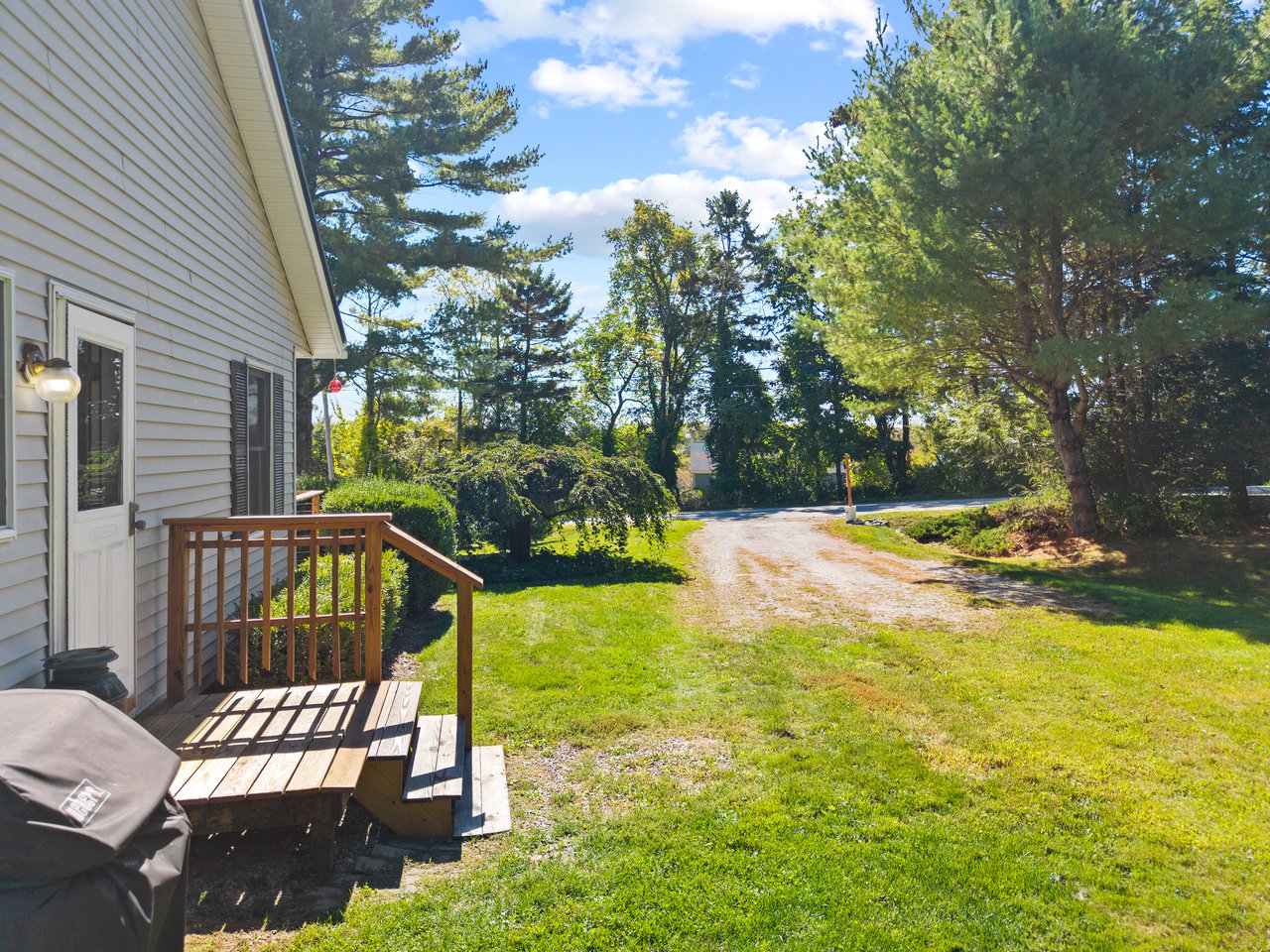59 Ross Ave, Thomaston