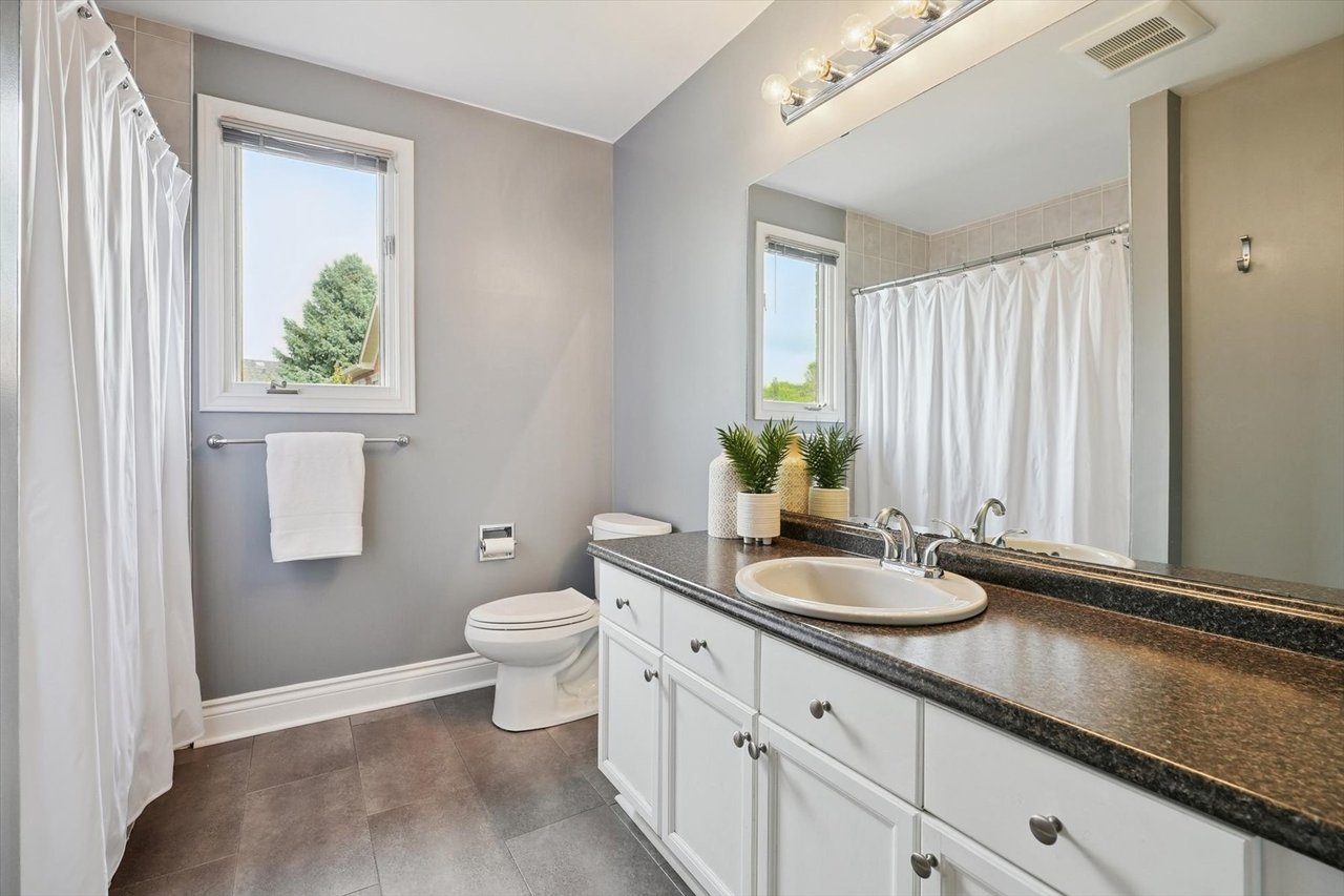 Executive Living in the Heart of Tyandaga