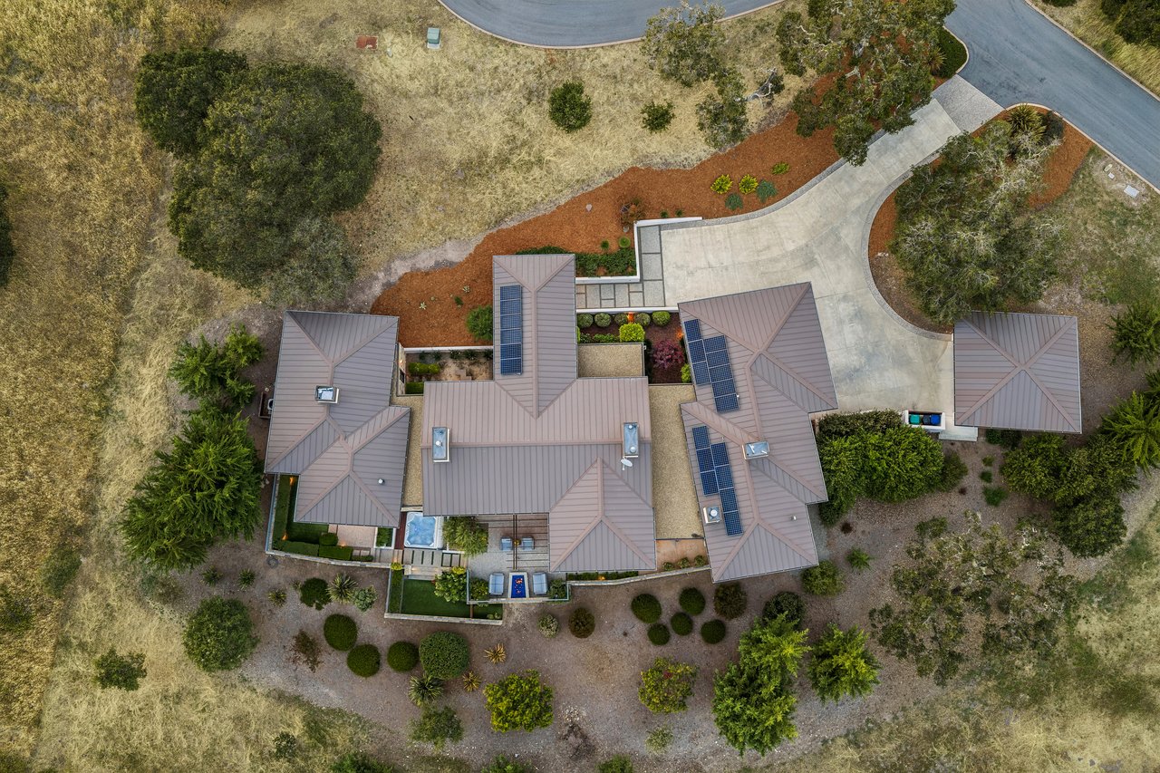 7536 Canada Vista Way