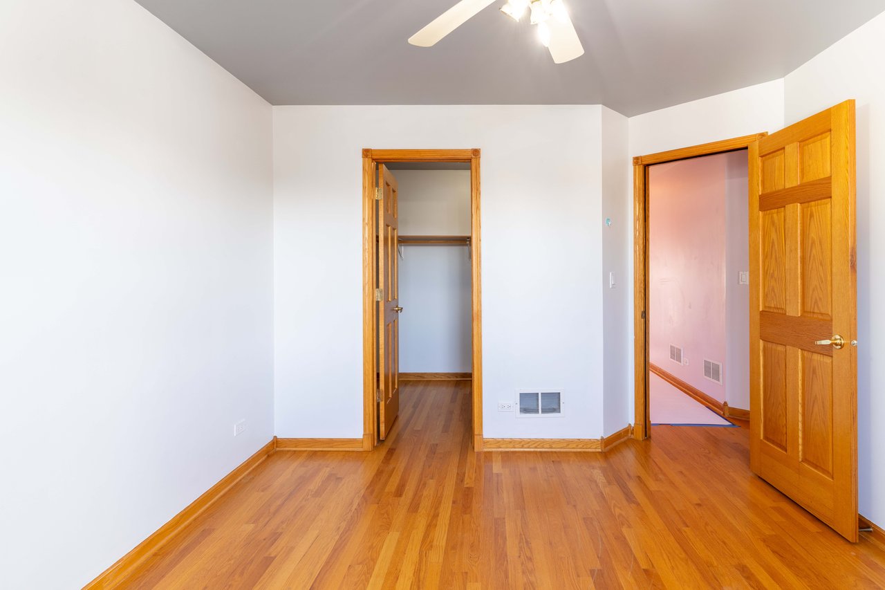 6616 S Knox Avenue, Chicago IL