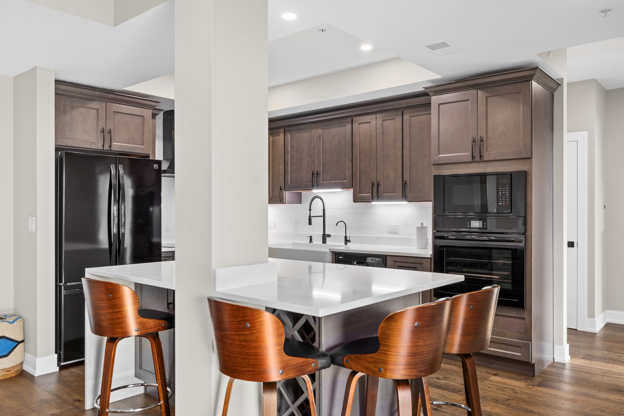 5329 Main Street Unit: 502