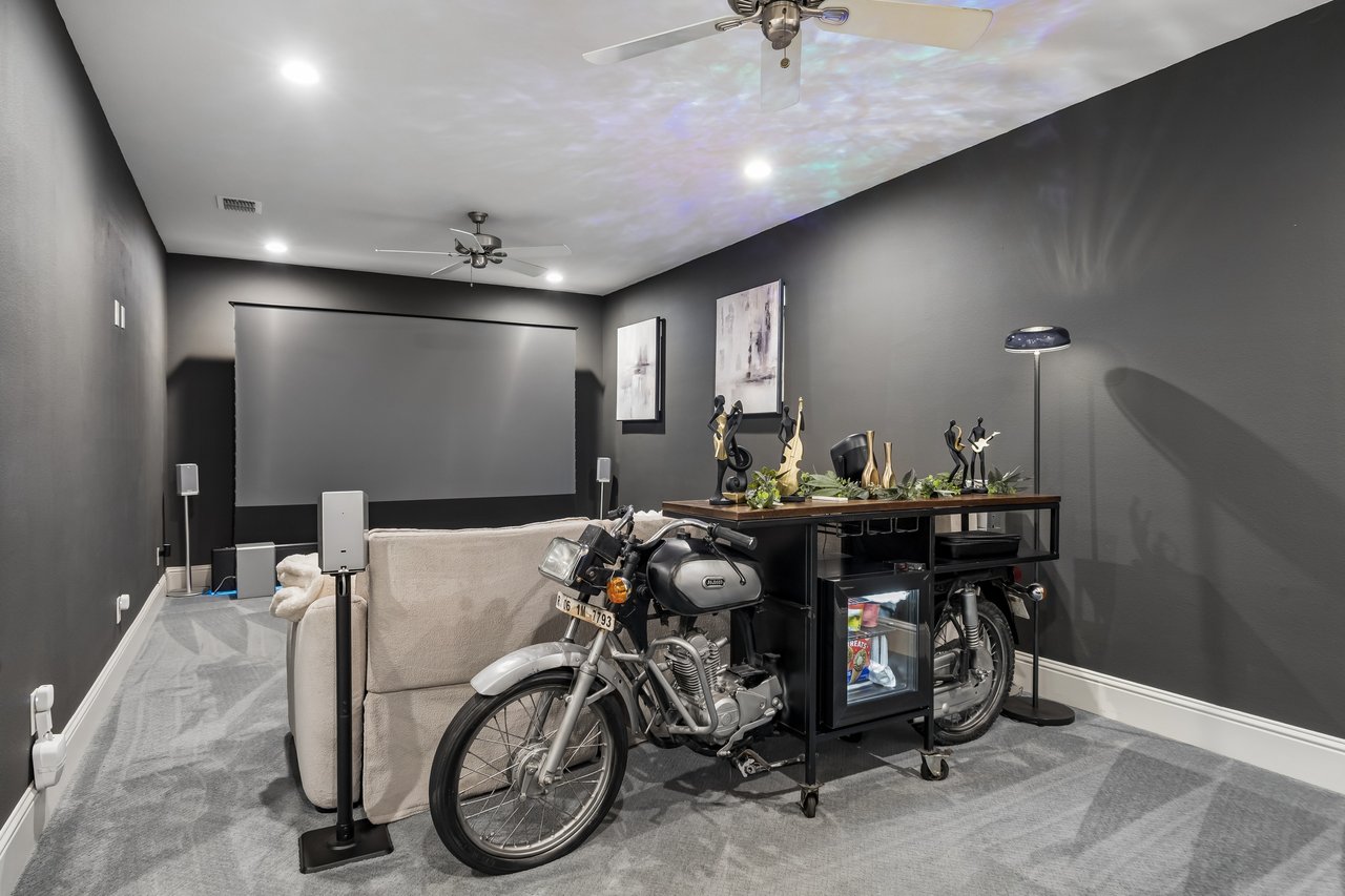 317 Knights Trail