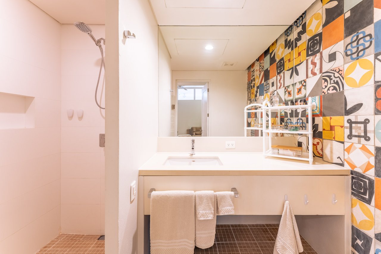 1 Bedroom, Condo, Mixie 103