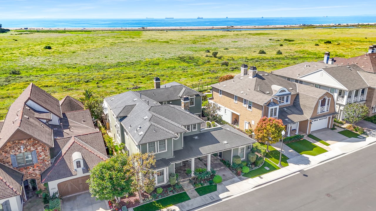 4492 Oceanridge Dr, Huntington Beach