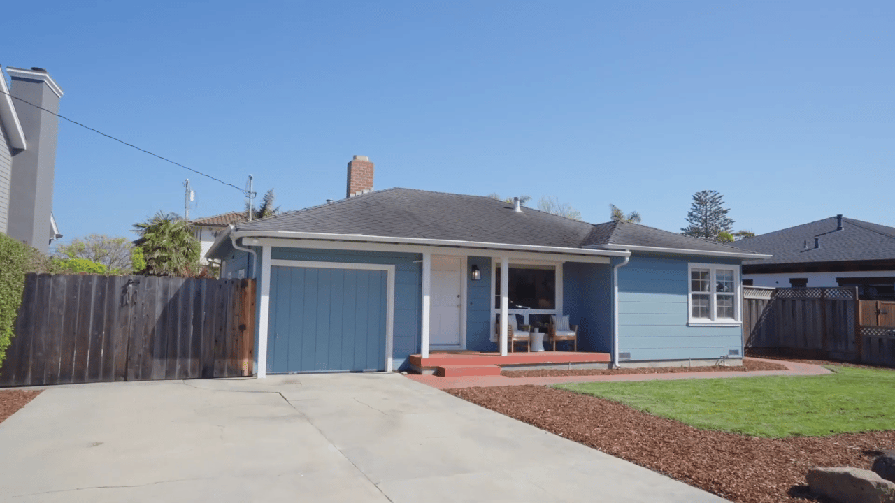 4250 Court Drive | Margaret Julien