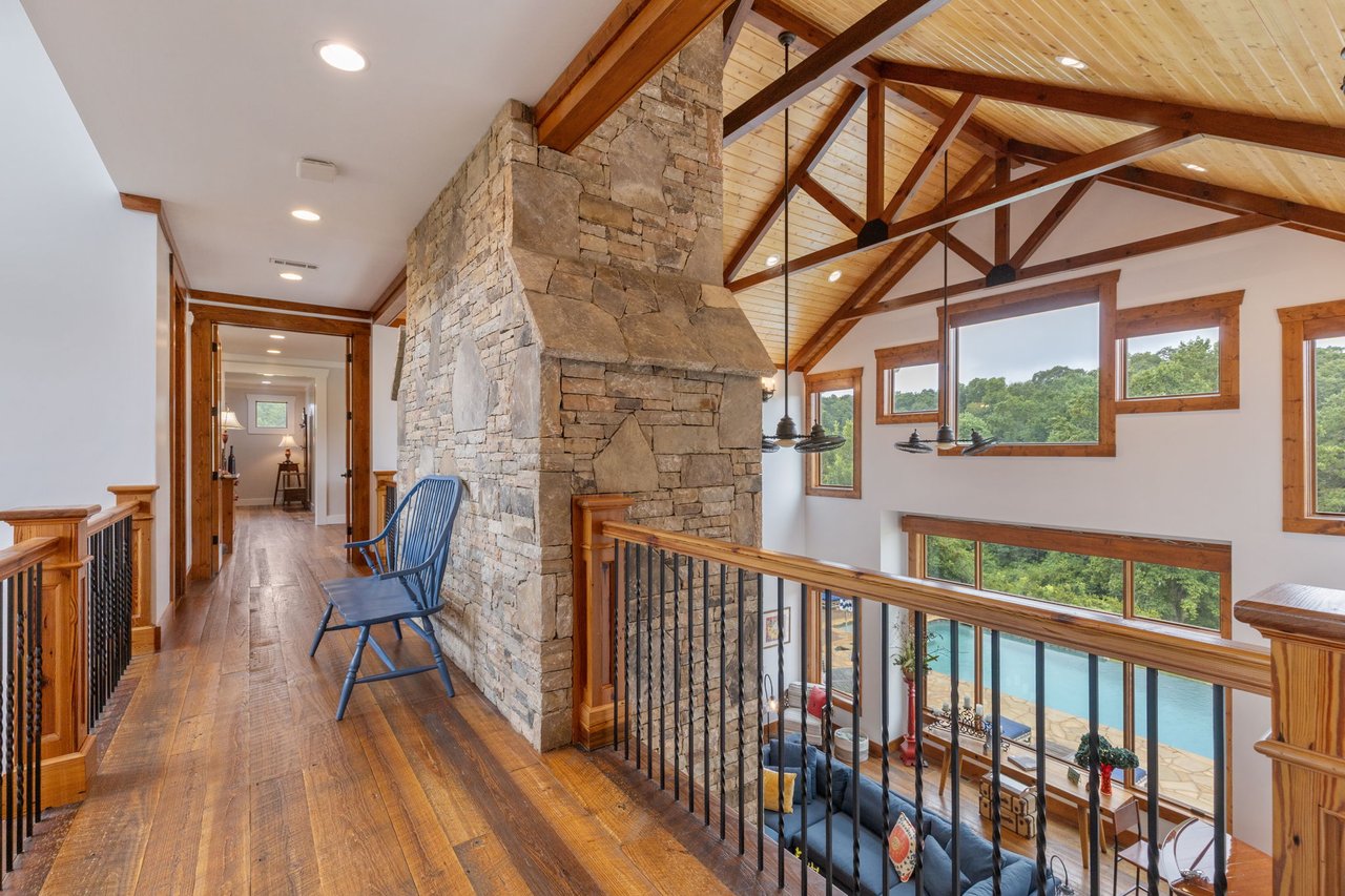 368 Sweetgrass Dr