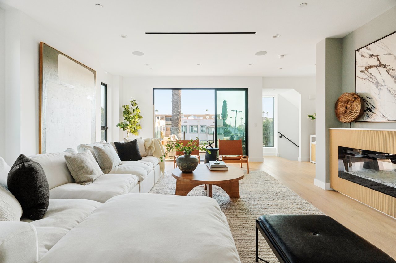 Ambrosia at Hillhurst