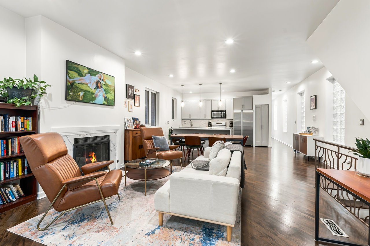 942 N Wolcott Ave #1