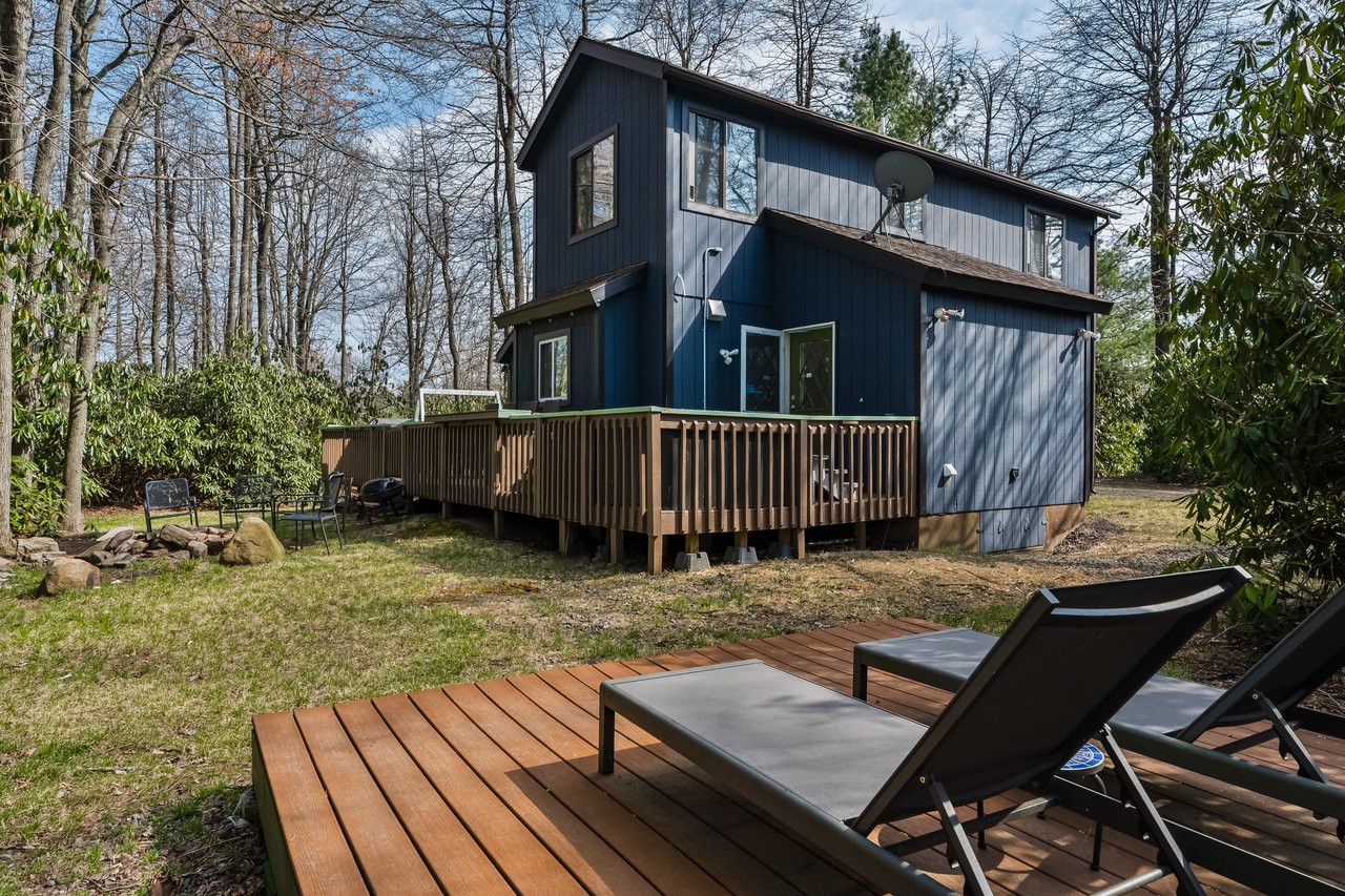 112 Crazy Horse Court