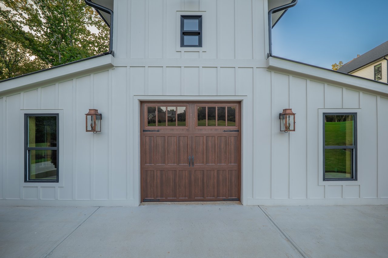 1017 Avery Road