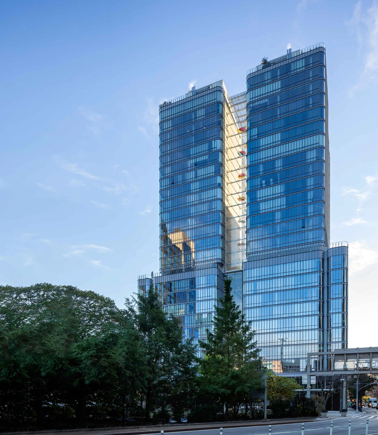 565 Broome - Renzo Piano's Iconic SoHo Twin-Tower Condominiums
