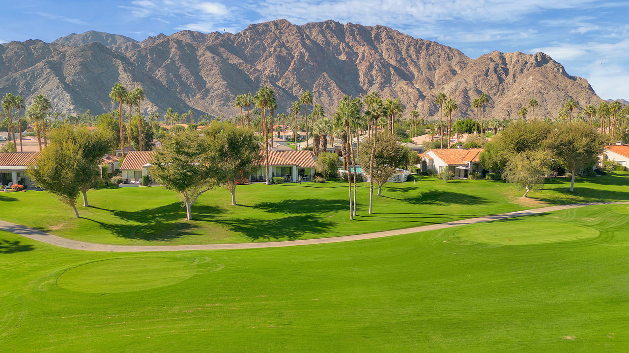 54853 Oakhill, La Quinta 92253