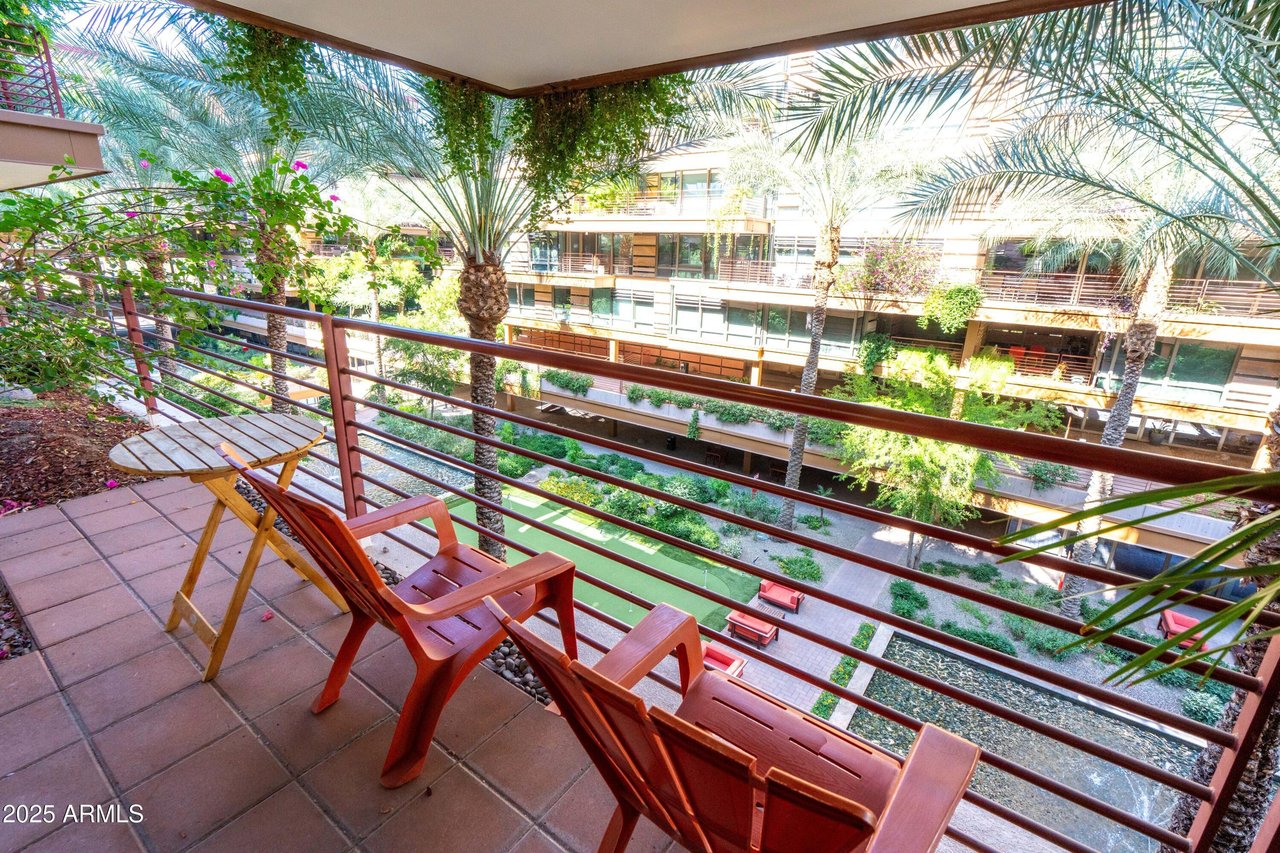 7137 E Rancho Vista Dr, #3003