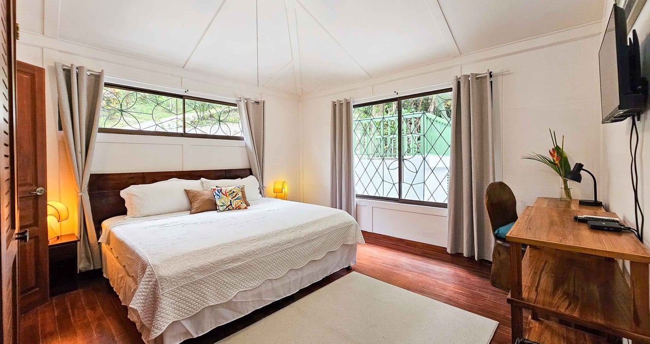 Private 2-Bedroom Jungle Retreat for Sale in Manuel Antonio