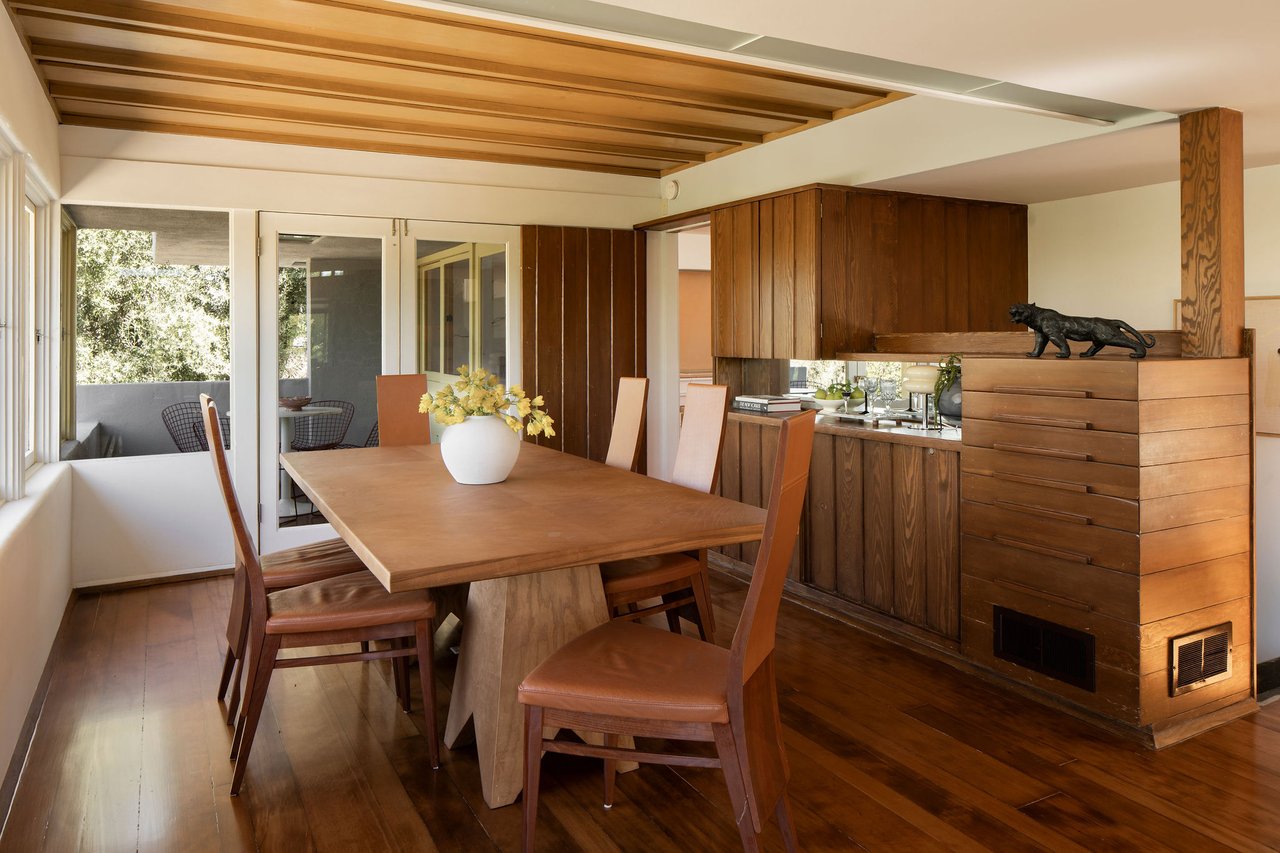 The Van Dekker House, Master architect R. M. Schindler