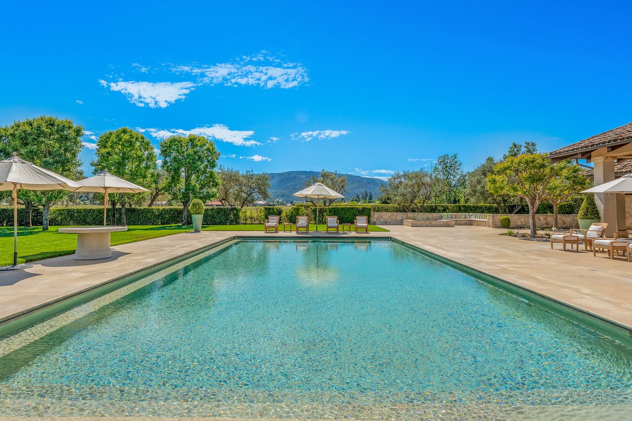 Mills Lane, St. Helena