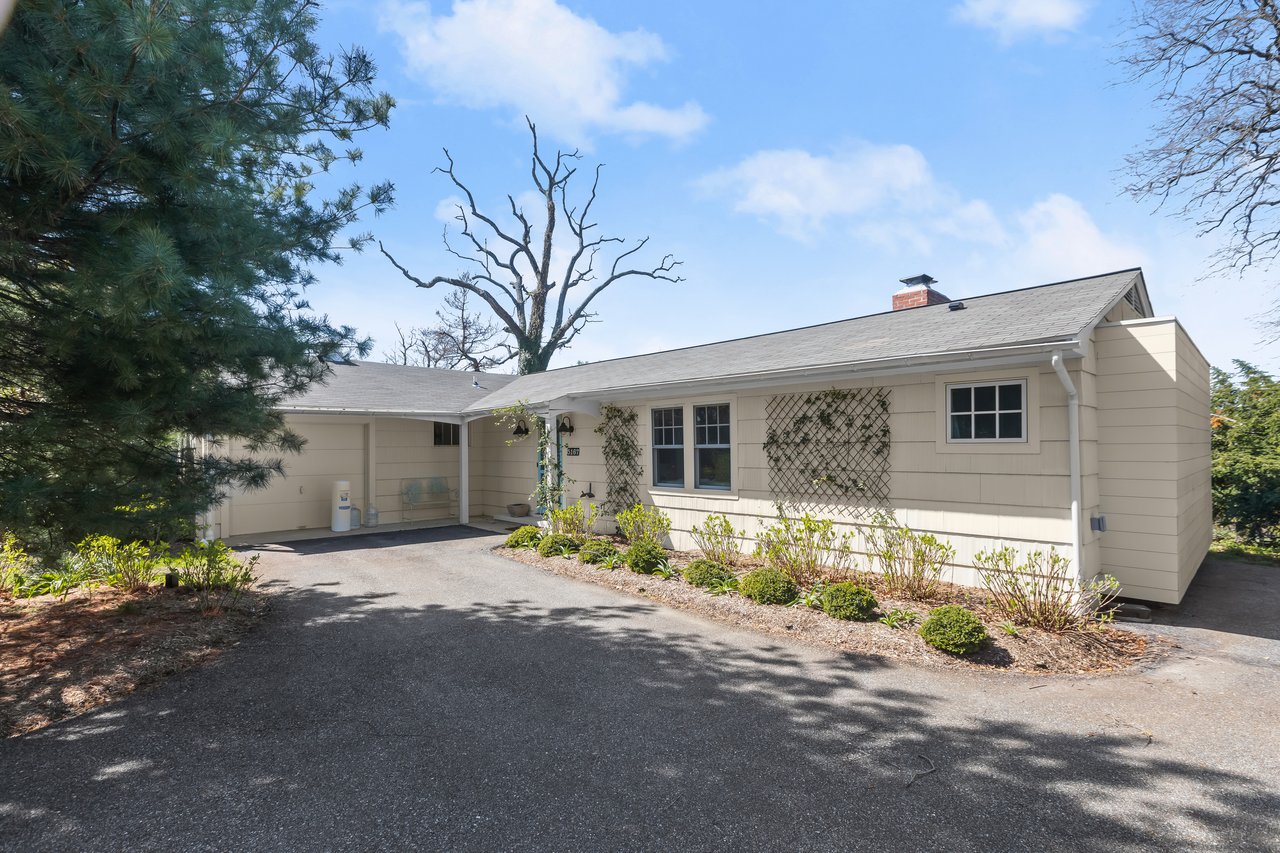 5167 Mountain Road