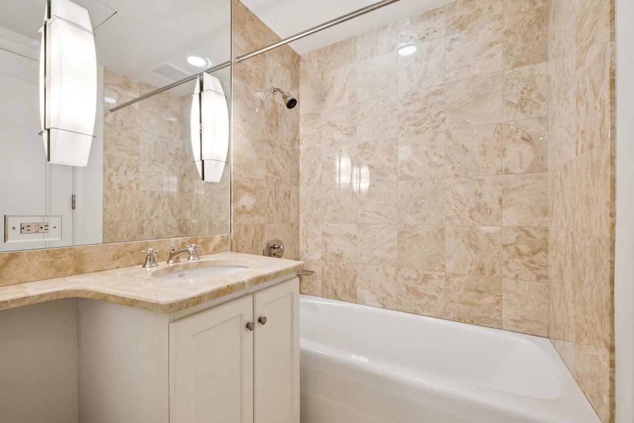 765 Market St, #27D