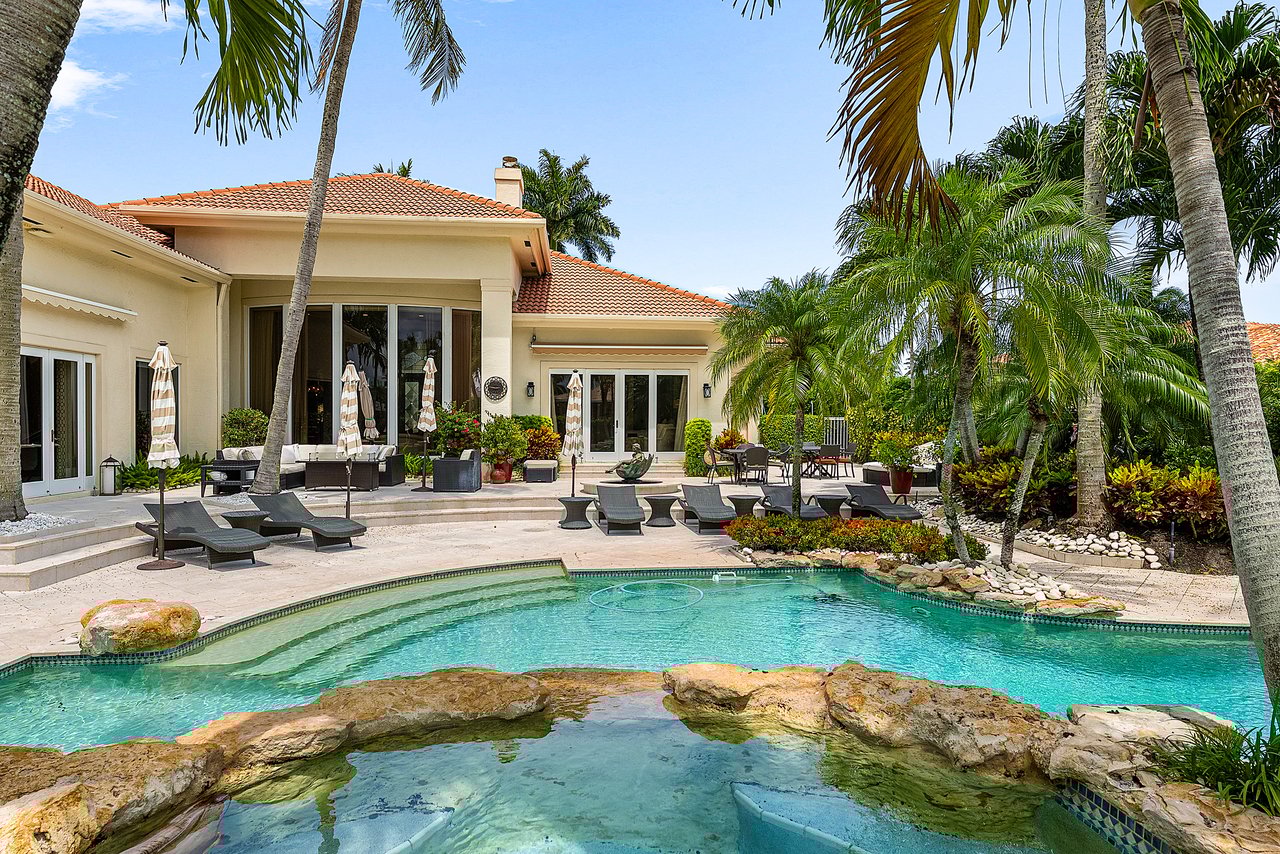 16283 Vintage Oaks Lane