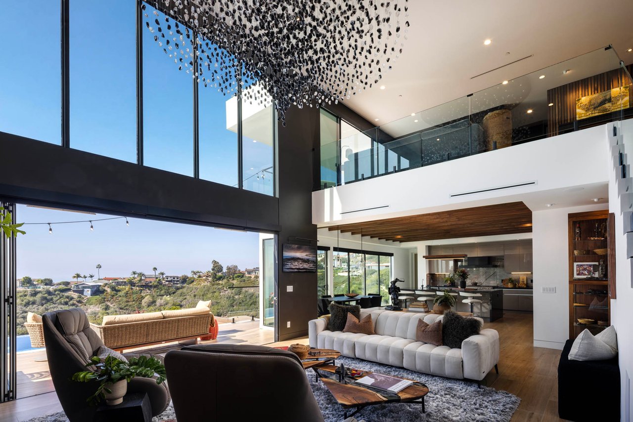 606 E Avenida San Juan