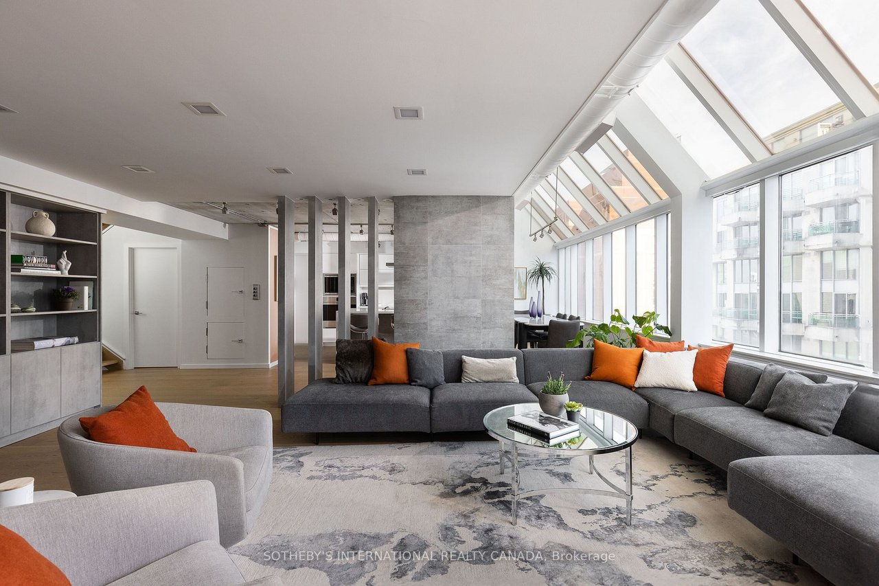 Rock Star King East Two-Storey Penthouse