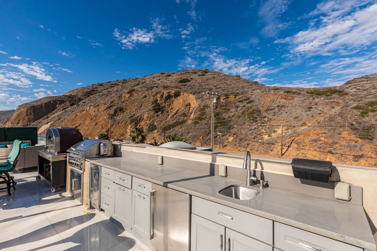 11350 Pacific Coast Hwy