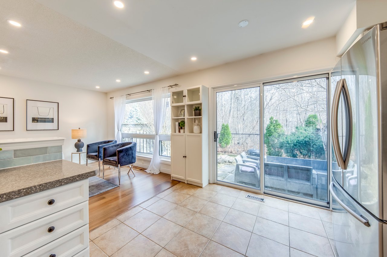 2066 Broadleaf Crescent