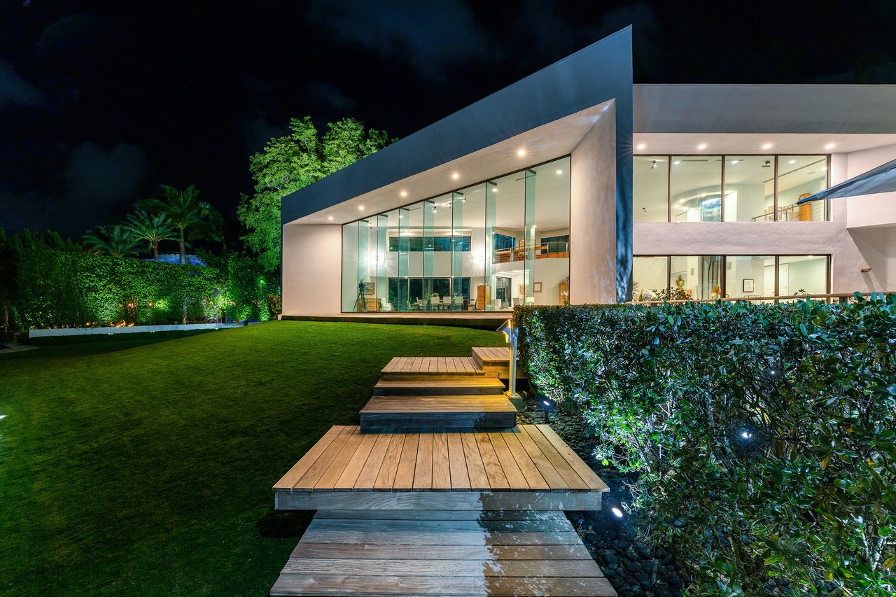 One of America’s Most Iconic Waterfront Estates