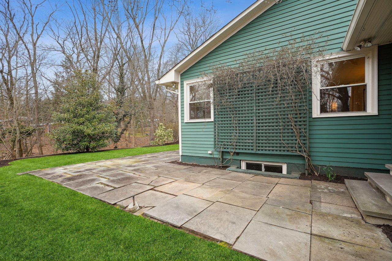 31 Glenside Dr