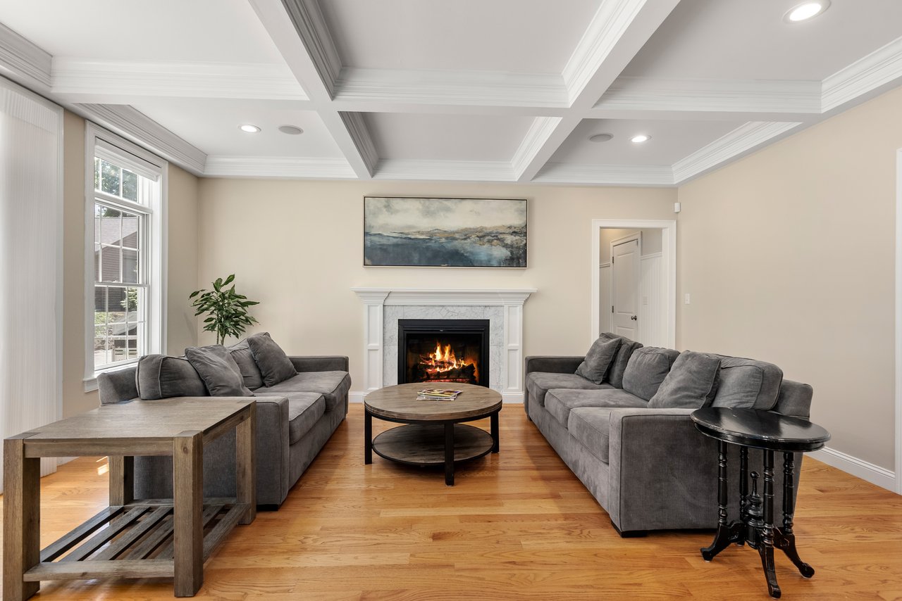 18 Patton Rd, Wellesley