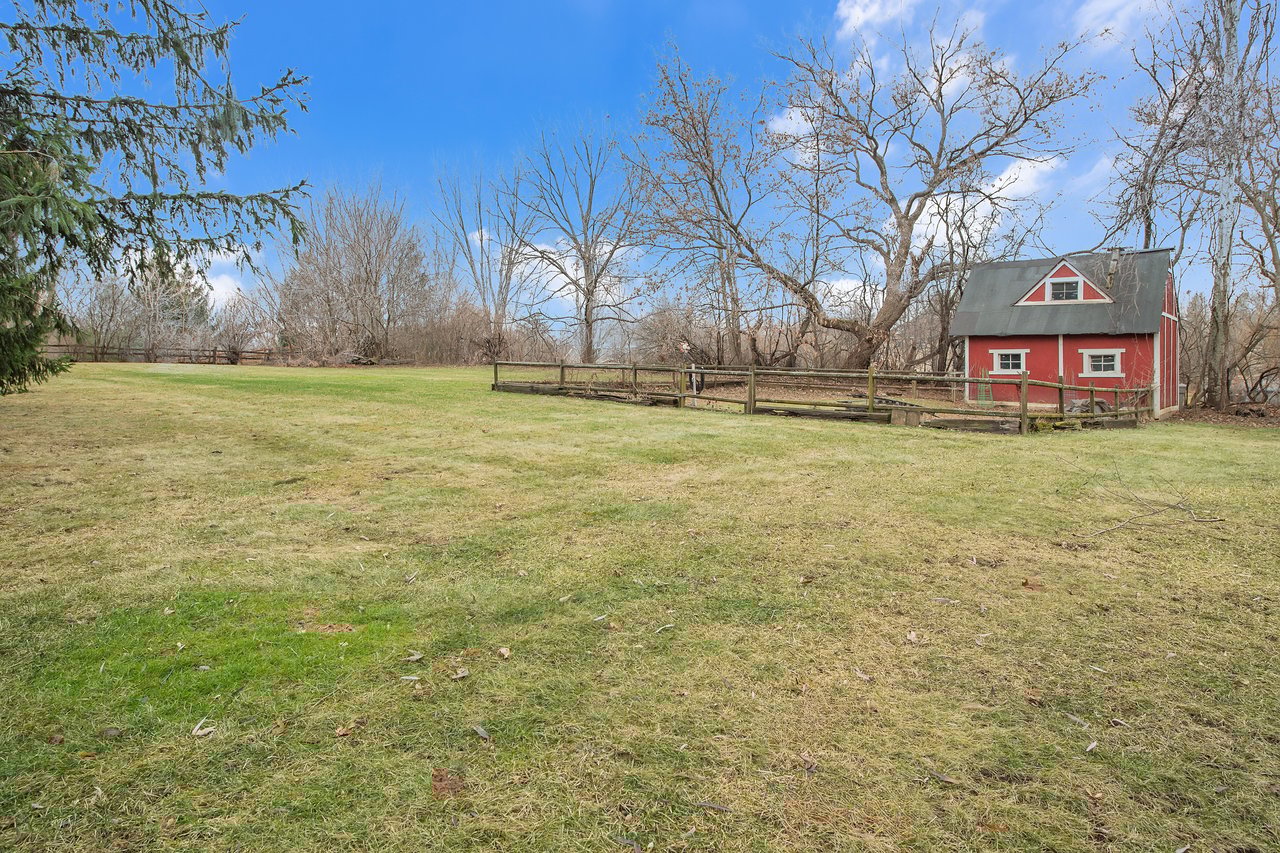 36W422 River Grange Rd, St. Charles IL. 1.3-Acre Property with Space and Privacy