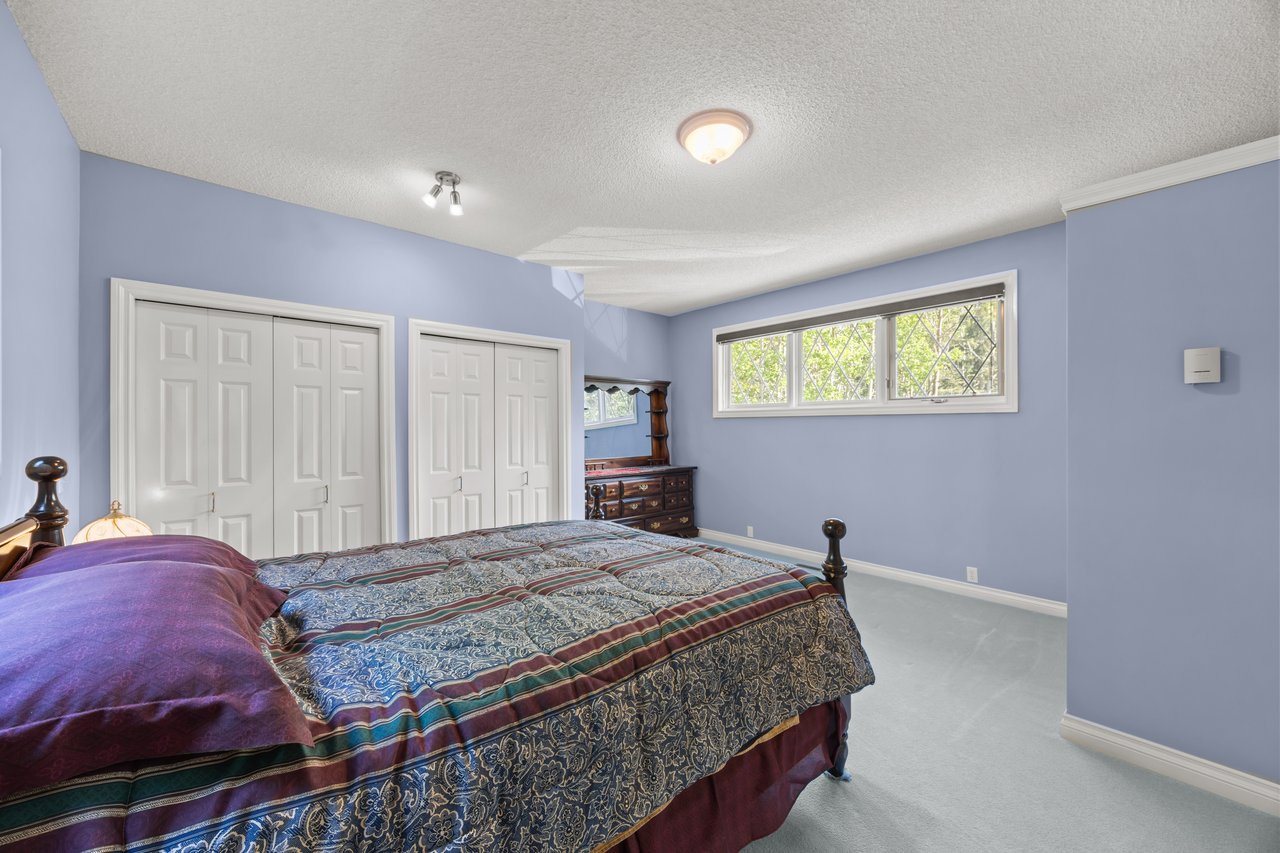 7 Biggar Heights Bay