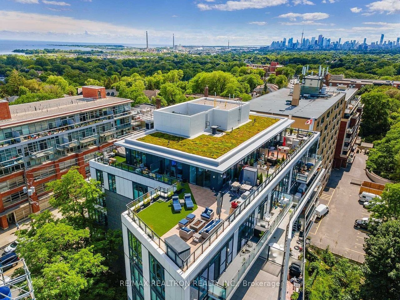 PENTHOUSE BY THE BEACH