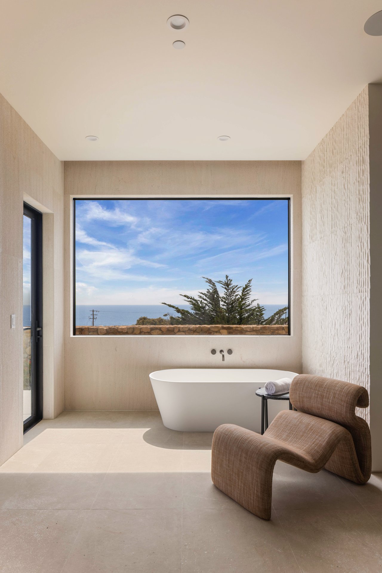 Ellice Street, Malibu