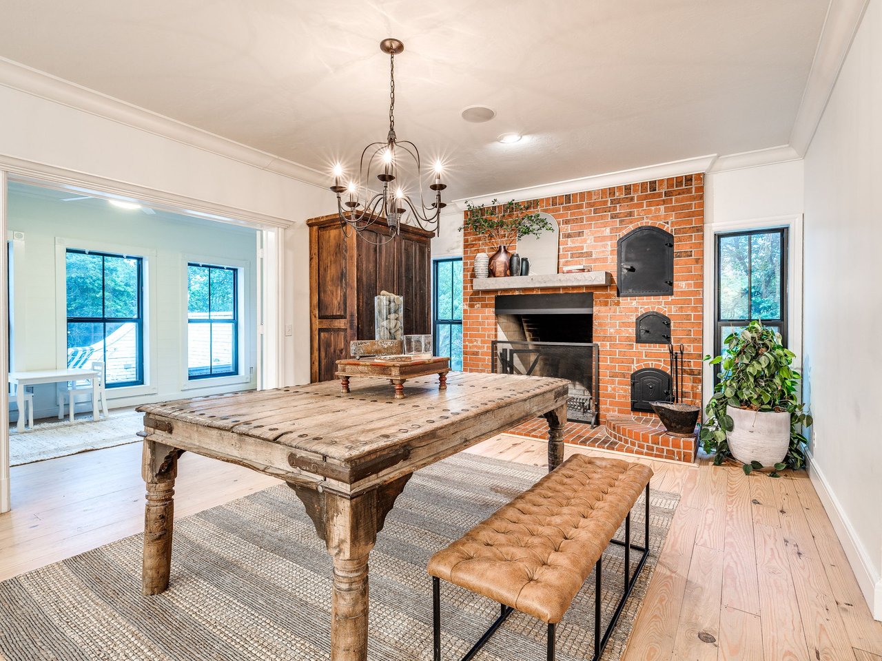 LISTING OF THE WEEK • OKLAHOMA LUXURY  Five Acres. Four Bedrooms. Zero Compromises - 13500 Three Oaks Dr Jones, Oklahoma - Wyatt Poindexter - The Agency Oklahoma 