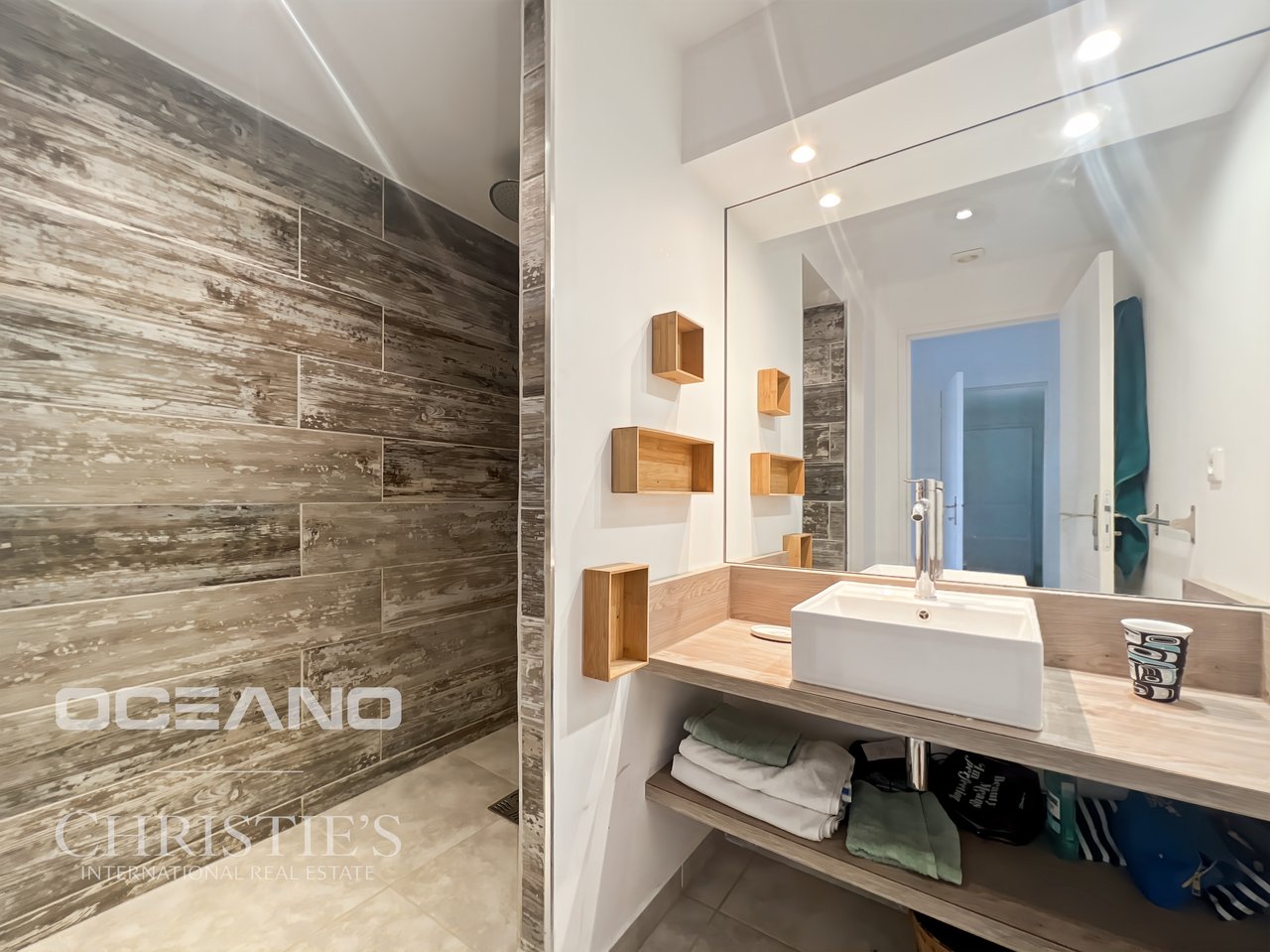 ORIENT BAY - EXCLUSIVE - 2 BEDROOMS