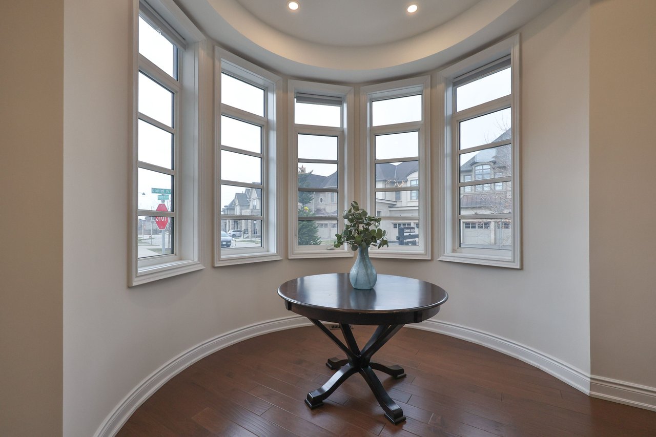 3191 Daniel Way, Oakville