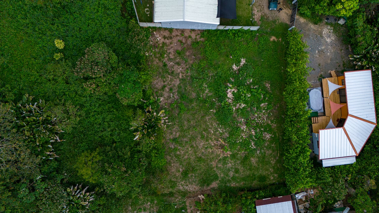 Affordable beach lot in Uvita