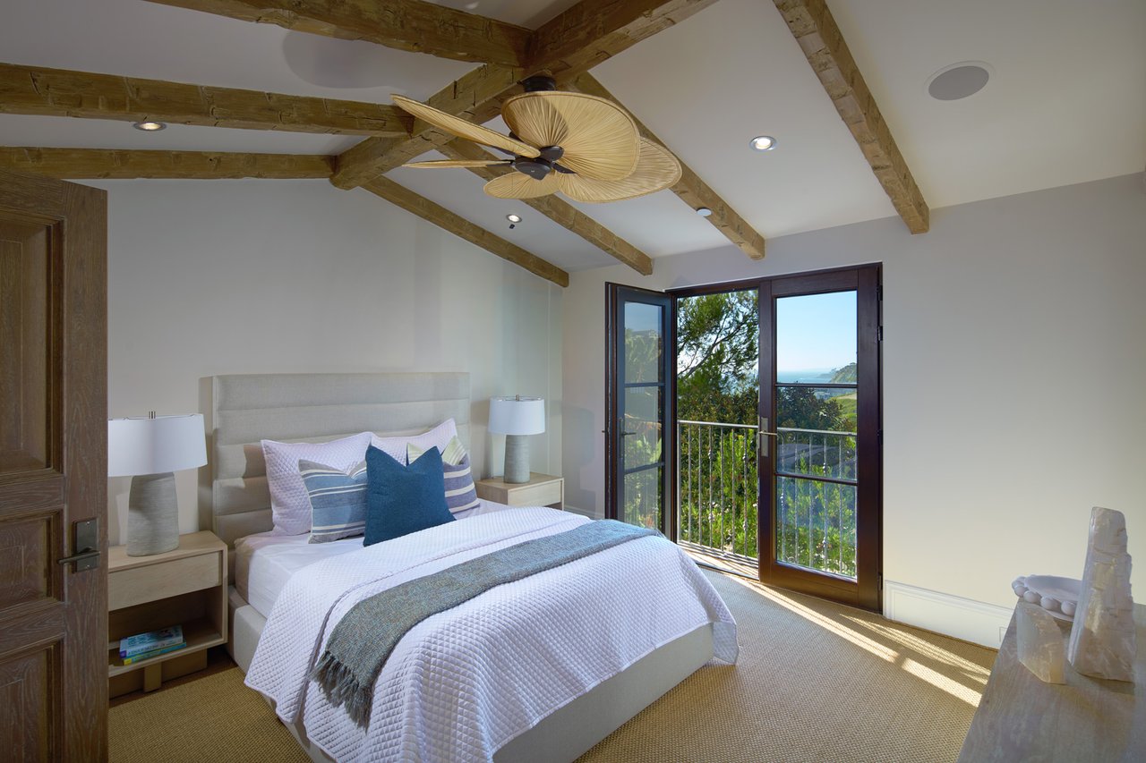 49 Beach View Avenue