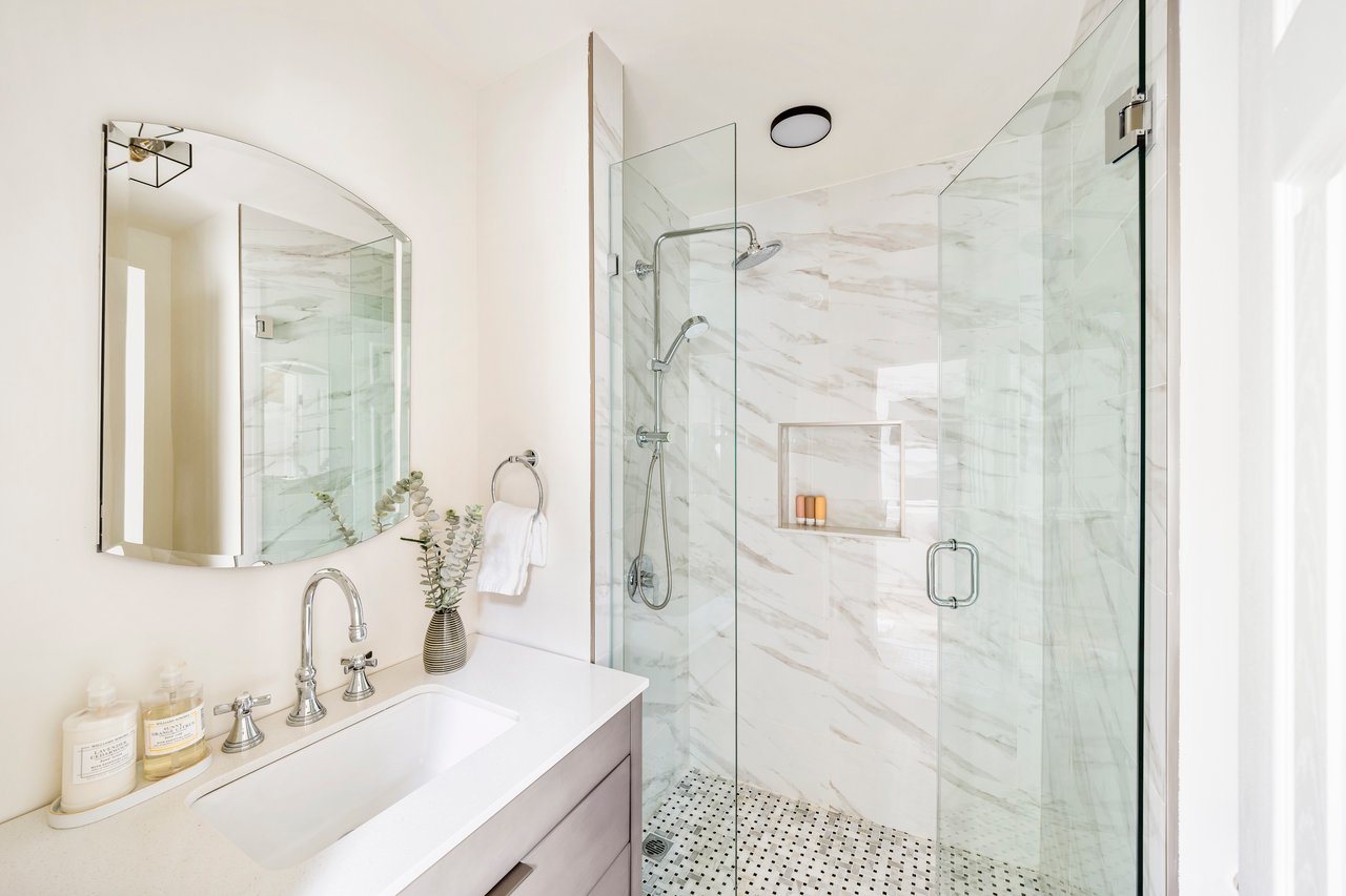 147 Sycamore Drive, East Hampton