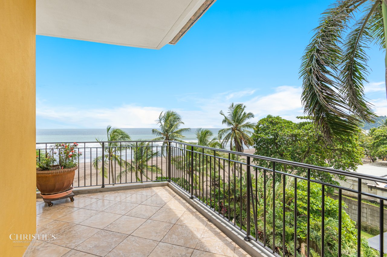 Luxury Living with Panoramic Beachfront Views at Vista Las Palmas 3D